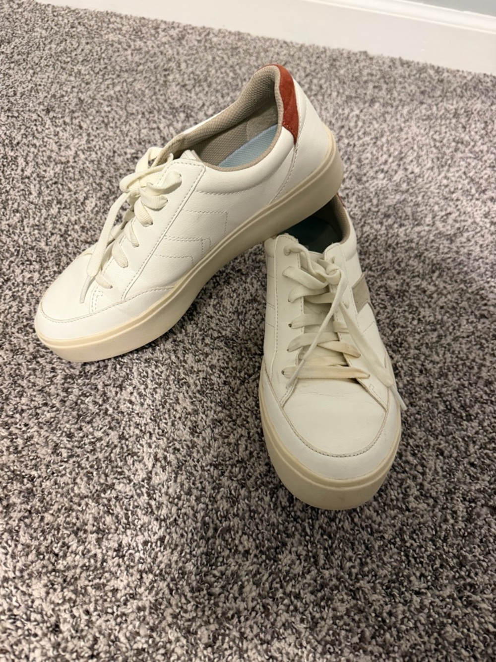Dr. Scholl's Cream White & Rust Accent Women’s Sneakers